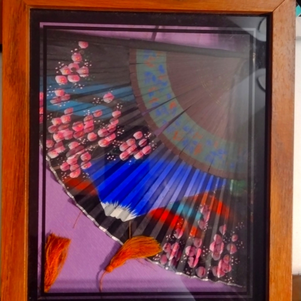 Vintage Caged in Art Fan, Size 9 X 11